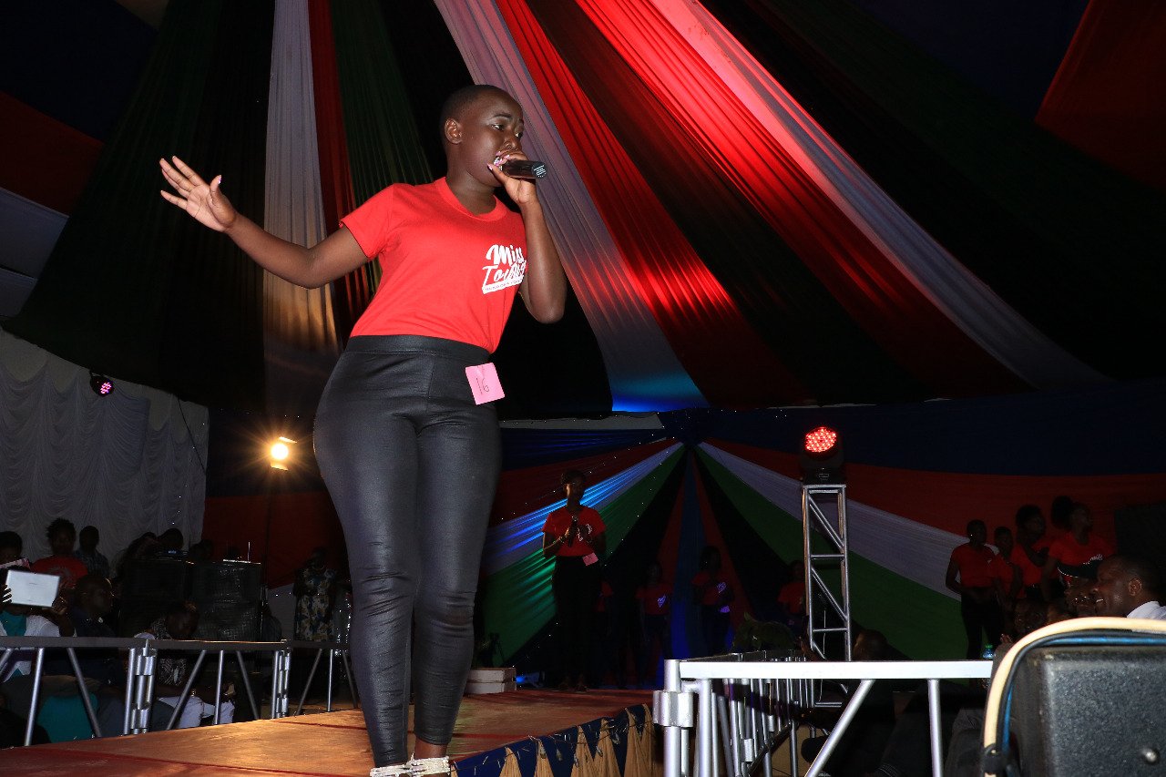 Joyce Nasambu with a song performance during the introduction category. 